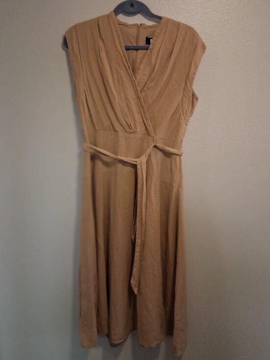 DKNY Dresses & Skirts - DKNY Women's Faux Wrap Midi Dress Tan Linen Blend SZ 8  FLAW